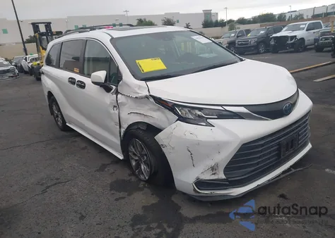 2022 Toyota Sienna Le z USA, uszkodzony, nr VIN 5TDBRKEC5NS133726